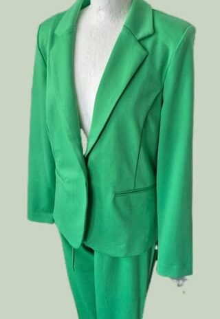 Hosenanzug “ ICHI “ Größe 36/38 (Hose 36 elastischer Bund Blazer 38) in Smaragdgrün 22% Viscose