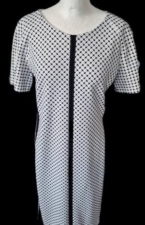 Kleid “ Marccain “ Größe 40 (N4) in Schwarz/Weiß gemustert