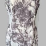 Kleid “ Jones “ Größe 38 in Hellgrau/Weiß gemustert 51% Baumwolle