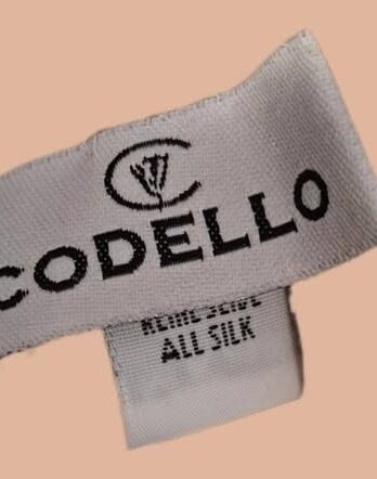 Schal “ Codello “ in Beige/Offwhite/Schwarz/Rot kariert 100% Seide handgerollt