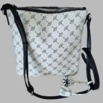 Tasche “ Joop “ in Weiß/Dunkelblau Breite ca 24cm Höhe ca 27cm