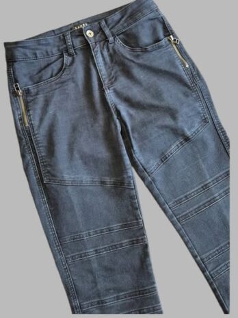 Jeans “ Jones “ Größe 36 in Dunkelblau 69% Baumwolle