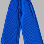 Plisseehose “ COS “ Größe 40/42 in Royalblau elastischer Bund weites Bein