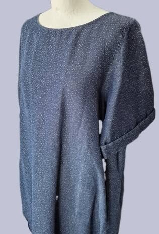 Kleid “ Cos “ Größe 40 in Dunkelblau/Weiß gemustert 55% Leinen 45% Baumwolle