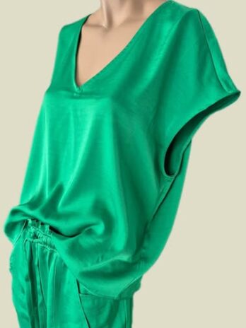 2-Teiler “ Vero Moda “ Größe 38/40 (Hose 38 elastischer Bund Shirt 40) in Smaragdgrün