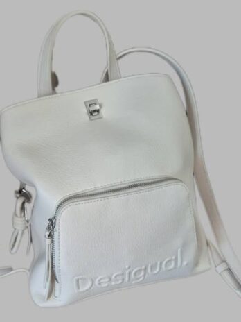 Rucksack “ Desigual “ in Cloud Dancer Breite ca 36cm Höhe ca 31cm