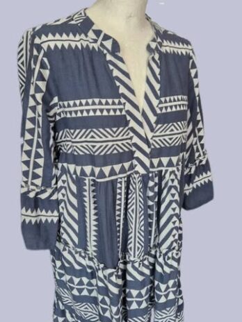 Kleid “ Vero Moda “ Größe M in Graublau/Weiß gemustert 100% Baumwolle