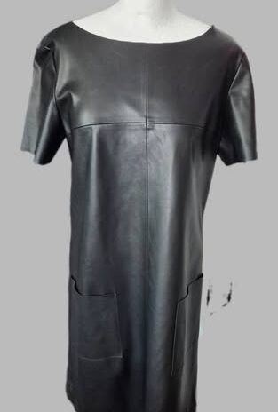 Kleid “ Hugo Boss “ Größe 36 in Schwarz/Kunstleder mit Unterkleid