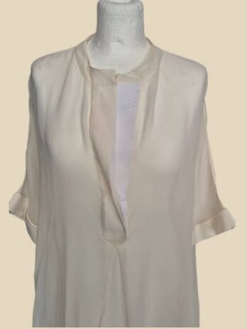Bluse “ Amicis “ Größe OS (38-40/42) in Creme 100% Seide