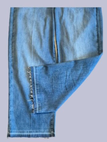 Jeans “ Raffaello Rossi “ Größe 36 in Blau weites Bein 76% Baumwolle 16% Lyocell