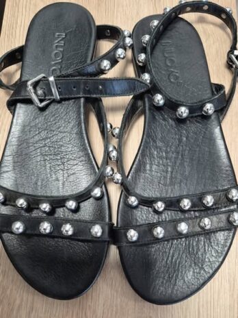Sandalen “ Inuovo “ Größe 38 in Schwarz/Silber/Leder