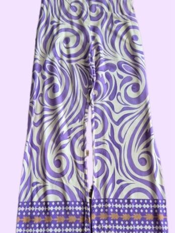 Hose “ Aust “ Größe 38/40 in Flieder/Offwhite gemustert/elastischer Bund/weites Bein/Viscose
