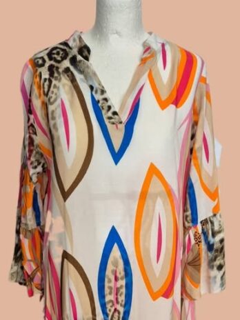 Kleid “ Aust “ Größe 40/42 in Bunt/Animalprint gemustert seitliche Eingriffstaschen 100% Viscose