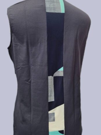 Shirt “ Marie-Valois Paris “ Größe 38 in Dunkelblau/Weiß/Türkis gemustert 95% Polyamide