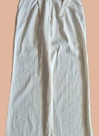 Hose mit Gürtel“ Liu-Jo “ Größe 38 in Beige/Camel gestreift weites Bein 60% Leinen