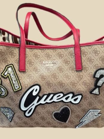 Tasche/Shopper “ Guess “ in Schlamm/Rot/Logoprint extra Innentasche Breite ca 54cm Höhe ca 32cm
