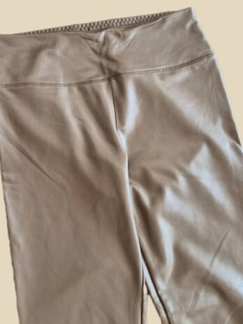 Hose “ Made in Italy “ Größe 38 in Hellbraun/Kunstleder elastischer Bund