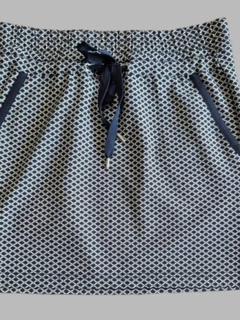 Rock “ Street One “ Größe 38 in Dunkelblau/Weiß gemustert elastischer Bund 21% Viscose