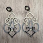Ohrringe “ Claire`s “ in Beige/Schwarz/Grau