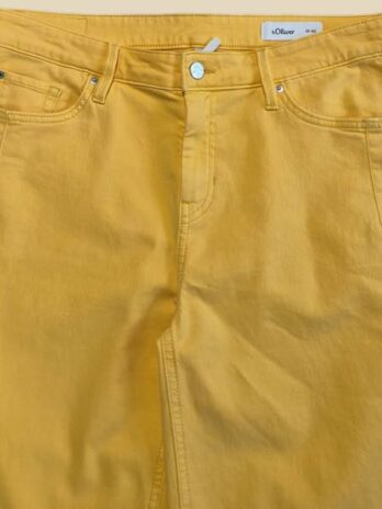 Bermudashort “ S. Oliver “ Größe 40 in Gelb 98% Baumwolle