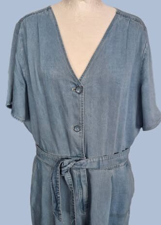 Jumpsuit “ S. Oliver “ Größe 42 in Hellblau 100% Baumwolle