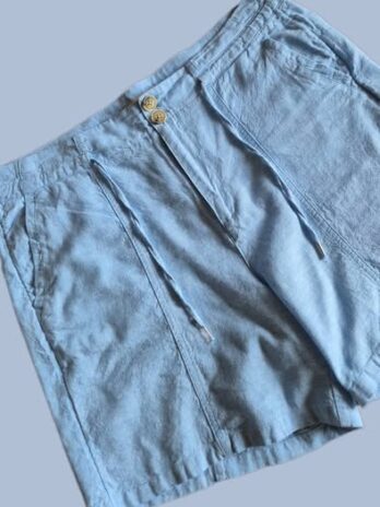Shorts “ S. Oliver “ Größe 42 in Hellblau 55% Leinen 45% Baumwolle
