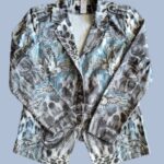 Blazer “ EU-Queen “ Größe 40 in Hellgrau/Weiß/Hellblau gemustert bestickt 62% Baumwolle
