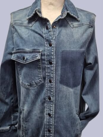 Jeansmantel “ Zhrill “ Größe 38 in Blau 81% Baumwolle