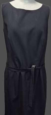 Kleid “ Hugo Boss “ Größe 36/38 in Schwarz/Bindegürtel 95% Schurwolle