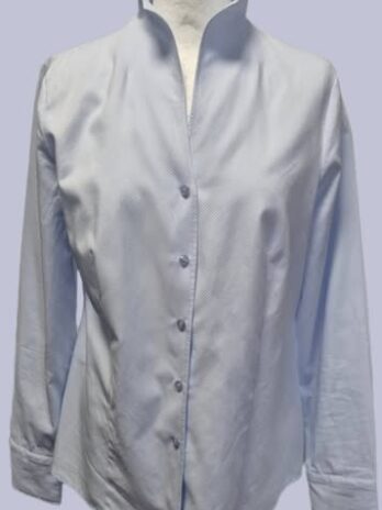Bluse “ Eterna “ Größe 38 in Hellblau gemustert Kelchkragen 100% Baumwolle