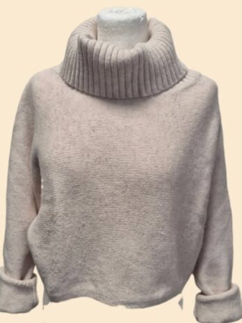 Cropped Rolli “ OUI “ Größe 36 in Beige 50% Wolle 20% Modal