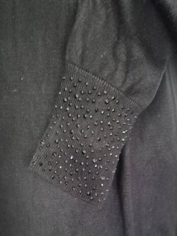 Pulli “ Betty Barclay “ Größe 38 in Schwarz/Steine bestickt 72% Viscose