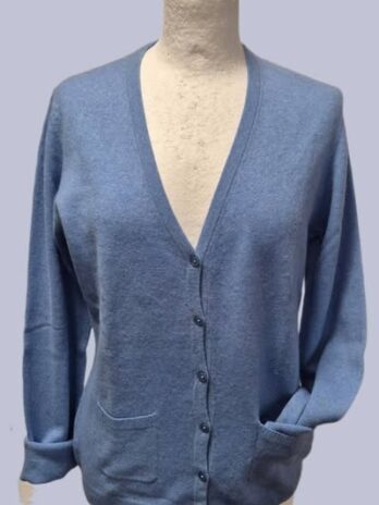 Cardigan “ Christian Berg “ Größe 38 in Hellblau 100% Cashmere
