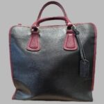 Tasche “ Baldinini “ in Schwarz/Weinrot/Leder Breite ca 34cm Höhe ca 31cm