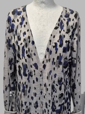 Longcardigan “ Jette Joop “ Größe 40/42 in Hellgrau/Schwarz/Royalblau/Animalprint gemustert 100% Merinowolle