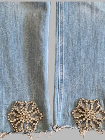 Jeans “ Liu-Jo “ Größe 36 in Hellblau/Straßsteine bestickt 98% Baumwolle