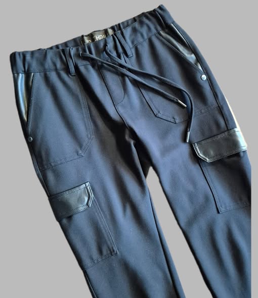 JoggPants " Zhrill " Größe 36 in Schwarz elastischer Bund 68% Viscose – Bild 2