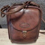 Tasche “ Coccinelle Vintage “ in Schokobraun/Leder Breite ca 22cm Höhe ca 21cm